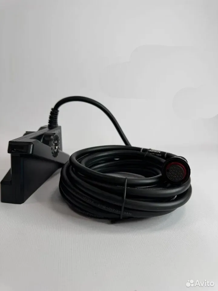 Комплект Garmin Echomap Ultra 2 102sv с Panoptix Livescope LVS34